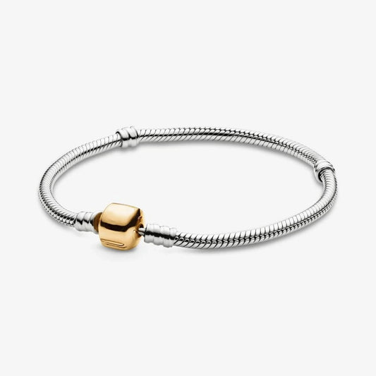 Brazalete con Broche Cuadrado Dorado