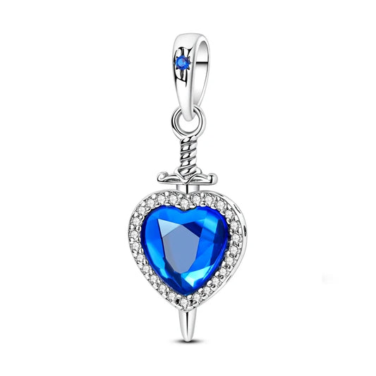 Charm de Corazón con Espada y Brillantes Azules